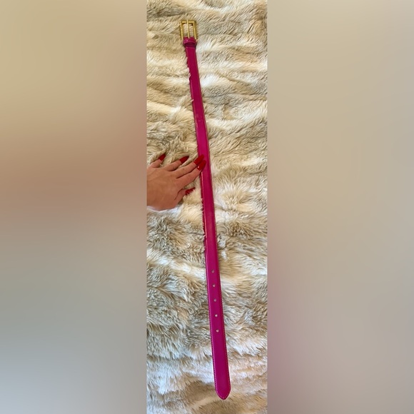 1980s Deep Pink Jones New York Leather Belt/Gold Toned Clasp - Size small- Rare - Picture 3 of 5